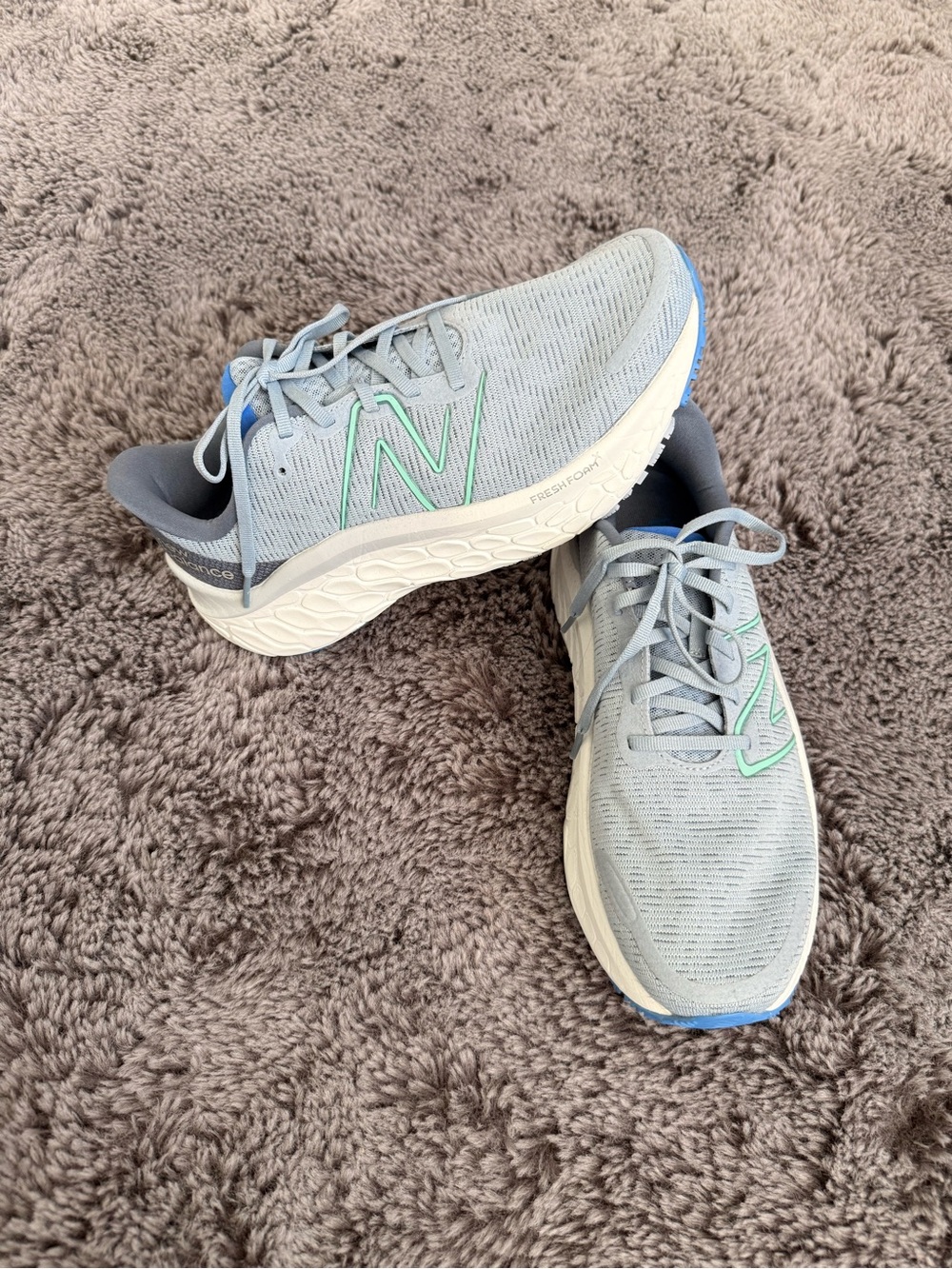 New Balance Women's Light Blue Running Sneakers with Mint Trim